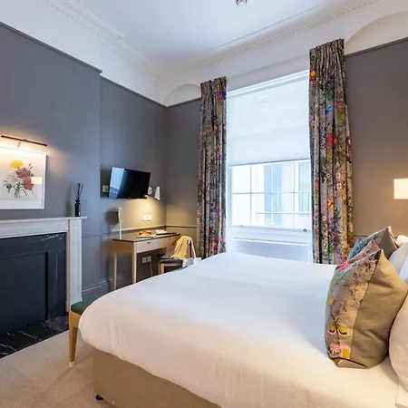 The Goodenough Hotel London-2